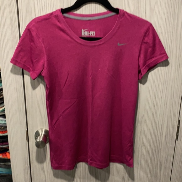 Nike dry fit tshirt bundle - Picture 2 of 5